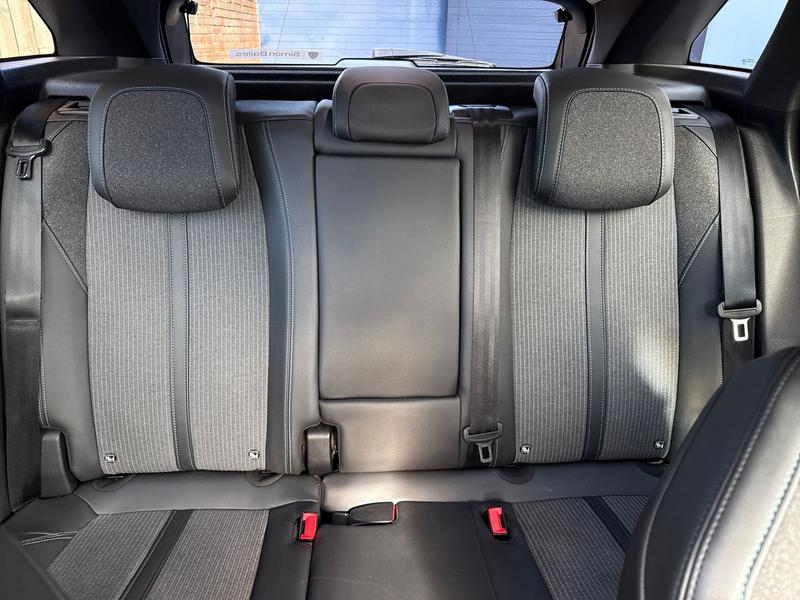 Used Peugeot 3008 EK22WWT 29