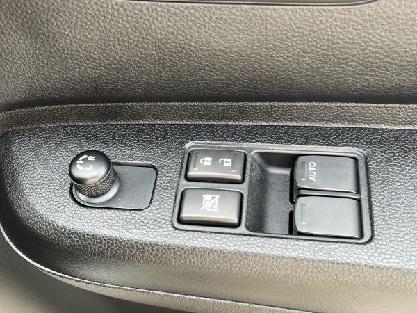 Suzuki Ignis Photo autoimg-789a013d4f644f62e4ff33b62ee528522d76f6cd.jpg