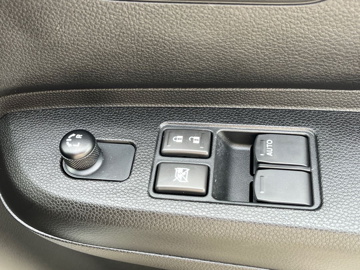 Suzuki Ignis Photo 27