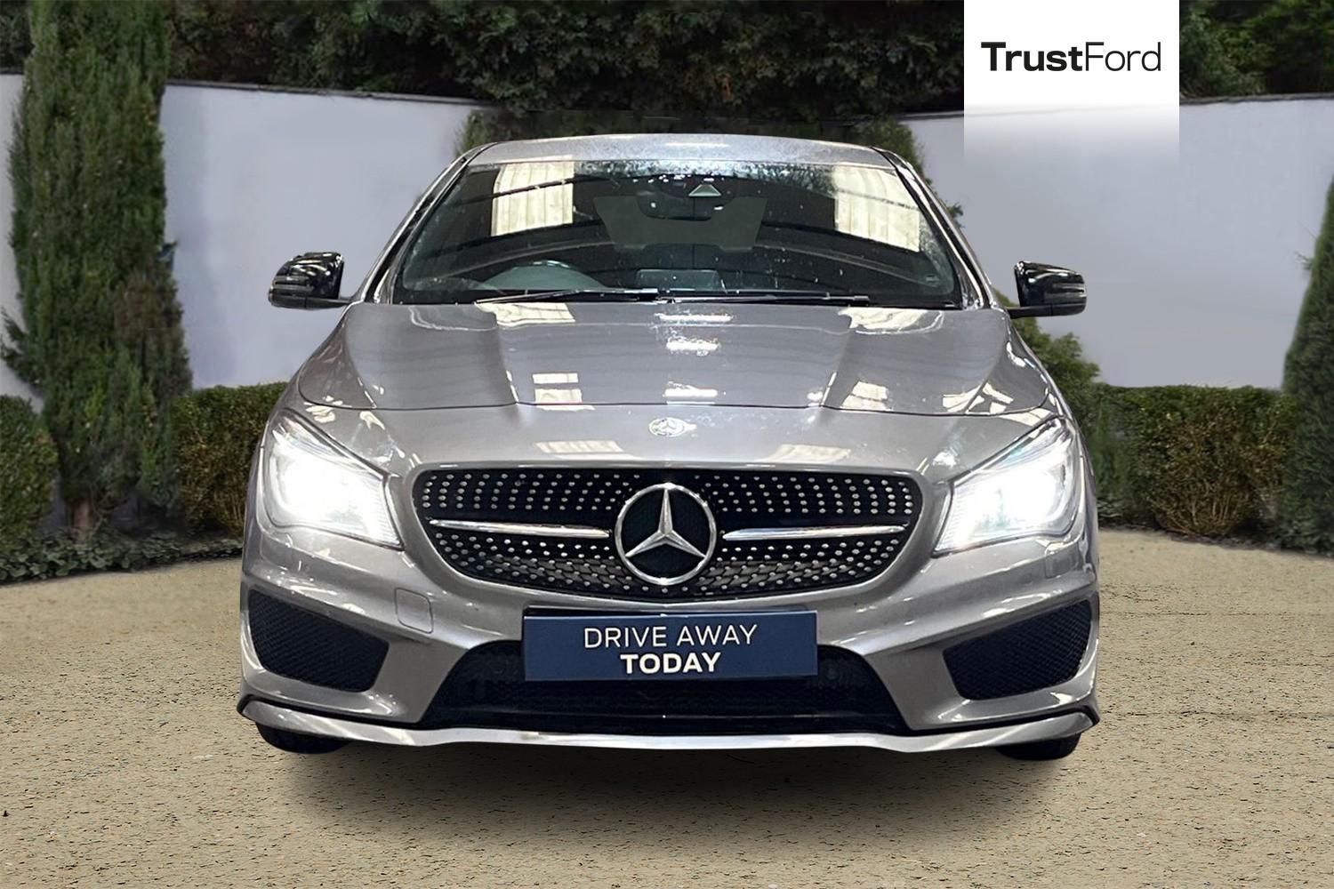Mercedes-Benz CLA Photo 5