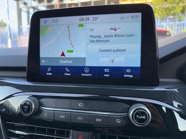 FORD Kuga Photo 13