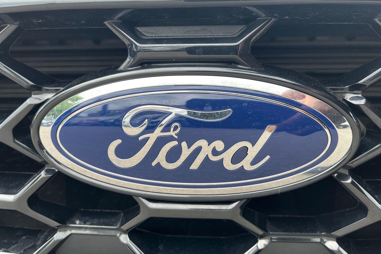 Ford FOCUS Photo 39
