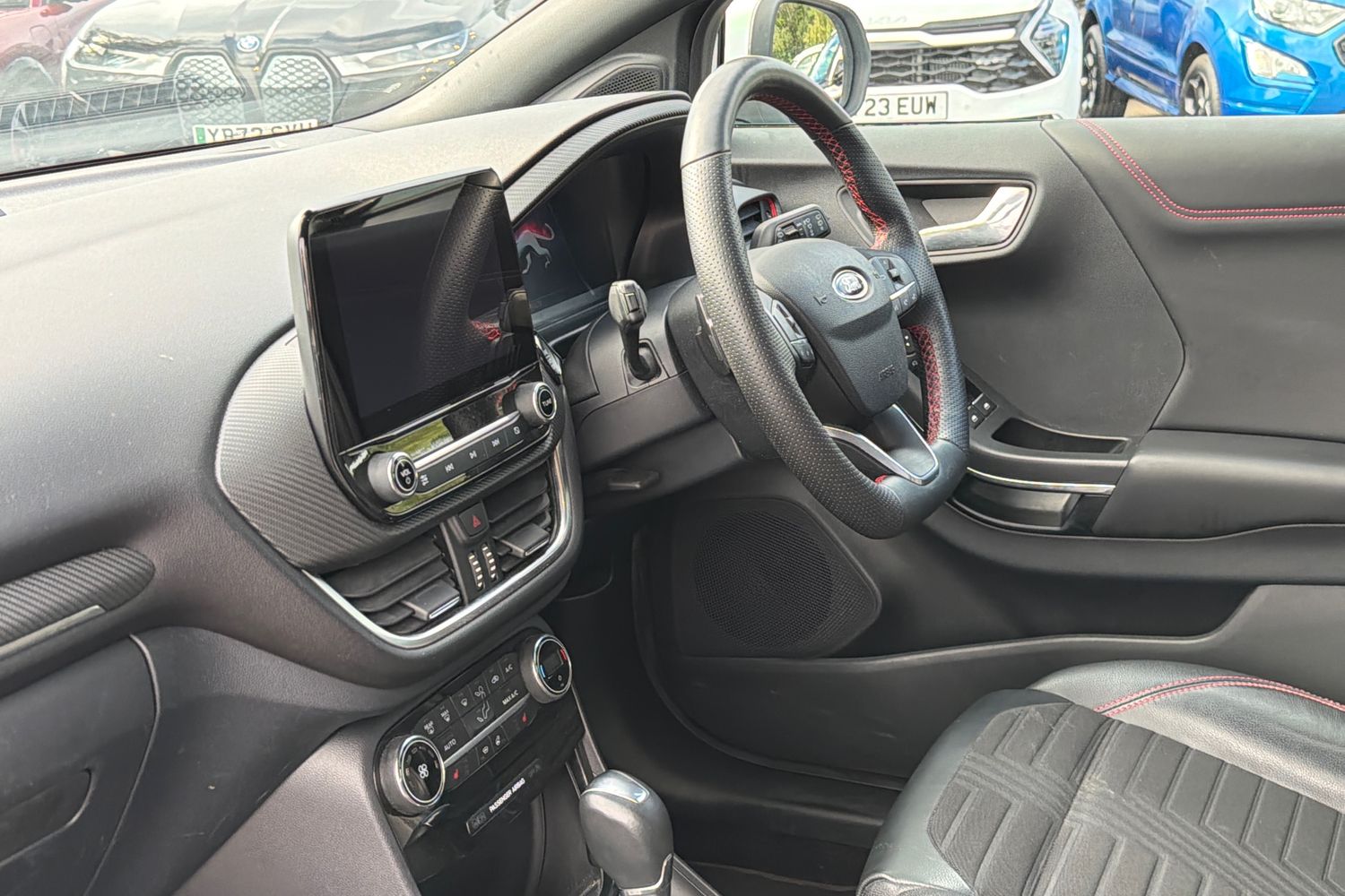 Ford PUMA Photo 17