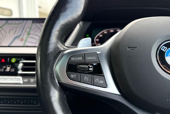 BMW 1 Series Photo 16