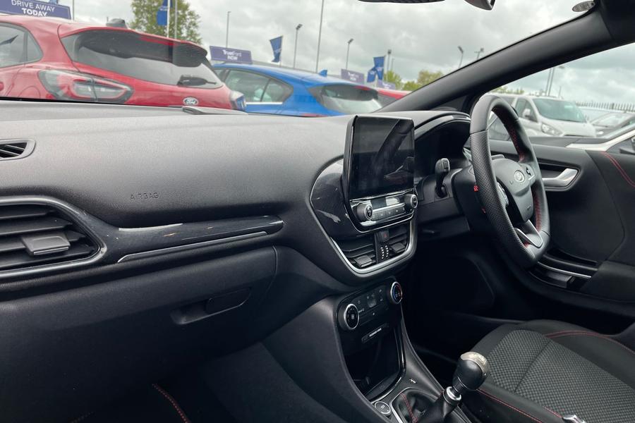 Ford PUMA Photo autoimg-78a70ea8e6e05bbbd31542220f460b2ae49bcd94.jpg