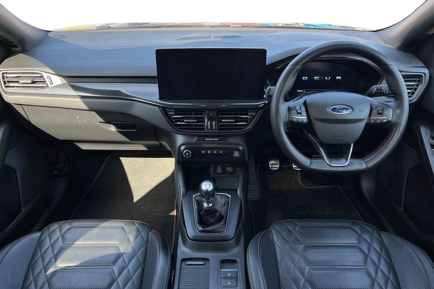 Ford Focus Photo 9