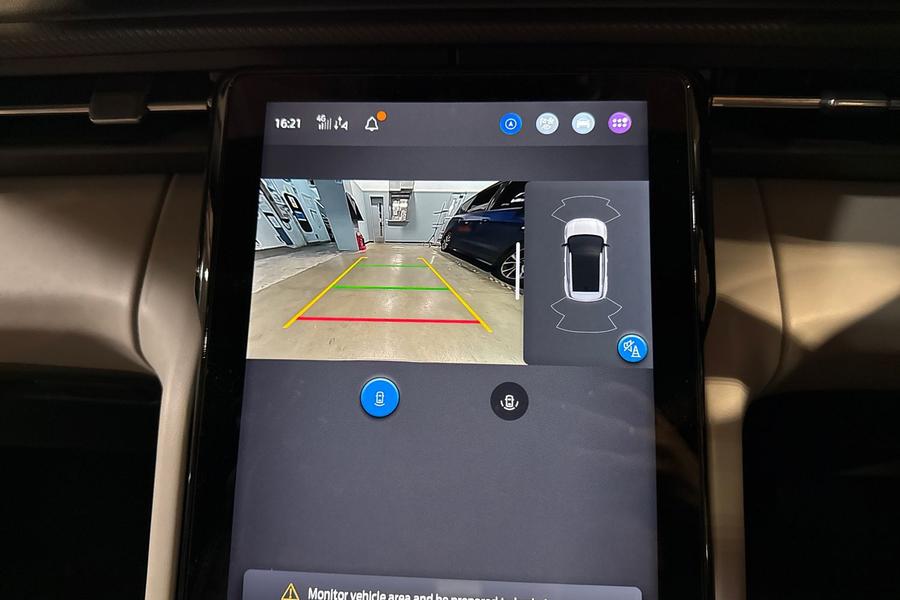 Ford Explorer Photo autoimg-78a81b79fd8e6919ee97248ac4e743b082aacb60.jpg