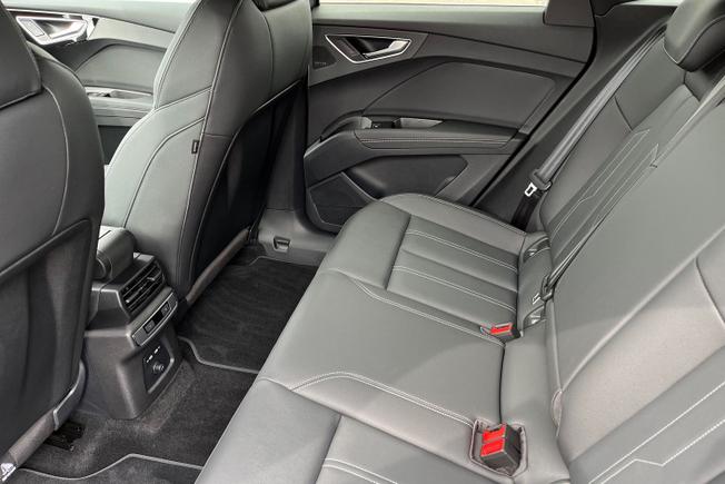 AUDI Q4 E-Tron Photo 47