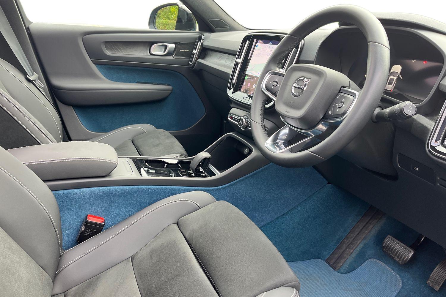 Volvo XC40 Photo 8