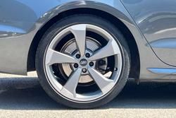 Audi A4 Avant Photo 5