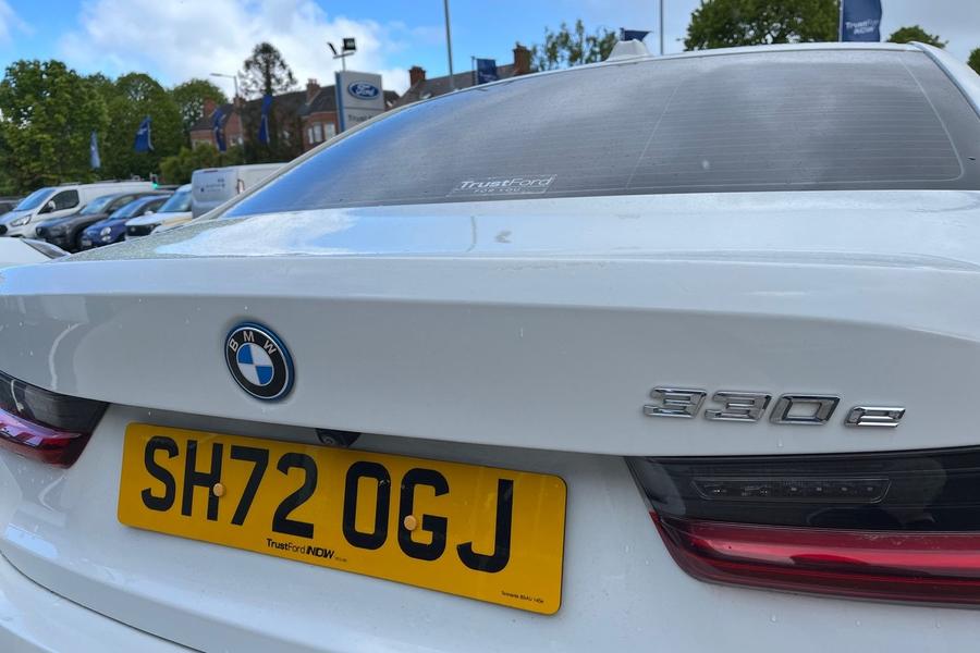 BMW 3 SERIES Photo autoimg-78aacdf18edc015c827dac1f5367a30eae04ebc7.jpg