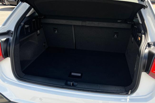 Audi Q2 Photo 12