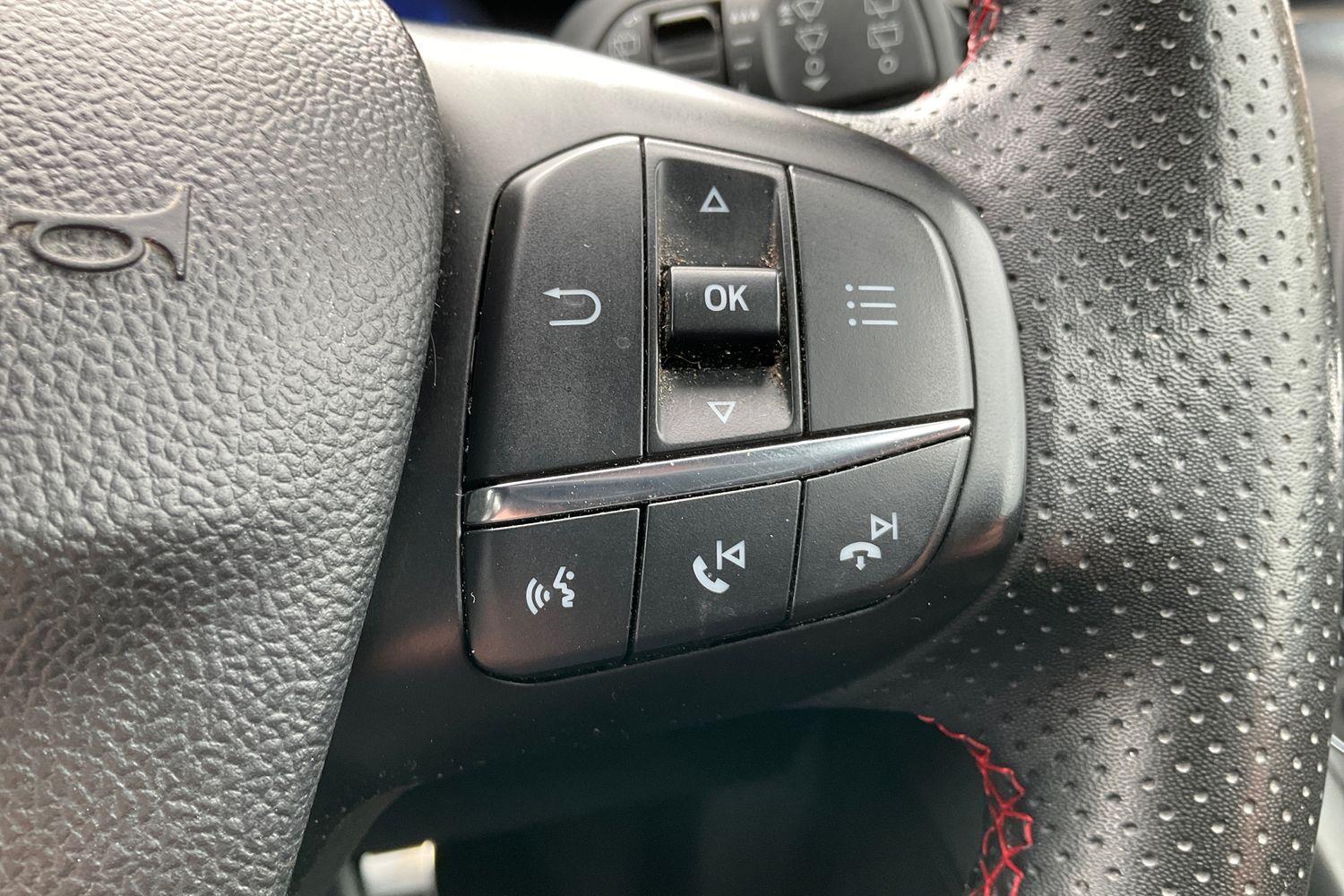Ford FOCUS Photo 31