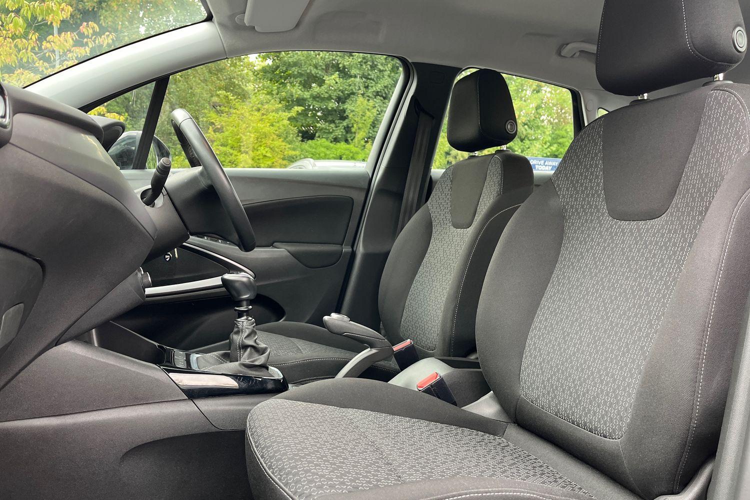 Vauxhall Crossland Photo 18