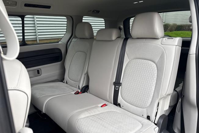 VOLKSWAGEN Id. Buzz Photo 9