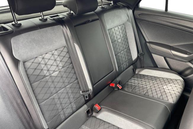 VOLKSWAGEN T-Roc Photo 9