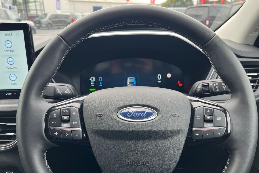 Ford KUGA Photo autoimg-78b5905623574043de66855eb5184b12ae8e2ffb.jpg