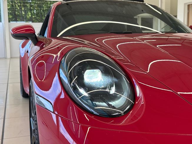 PORSCHE 911 Photo 20