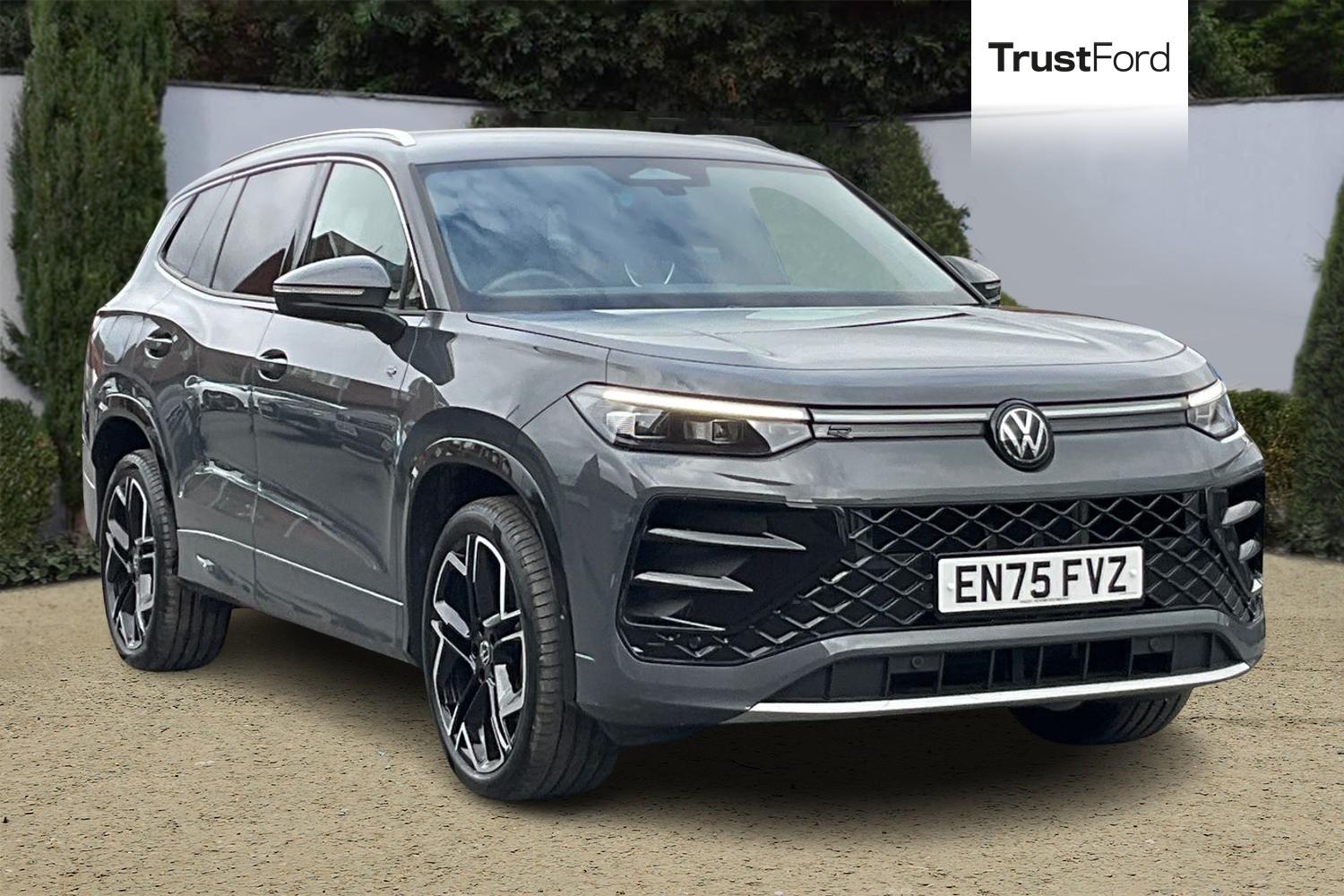 Volkswagen TAYRON Photo 0