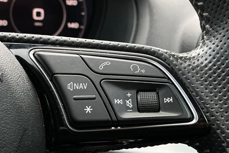 Audi Q2 Photo autoimg-78bb3f79b9359636e280bfe61e6a0521007d2550.jpg