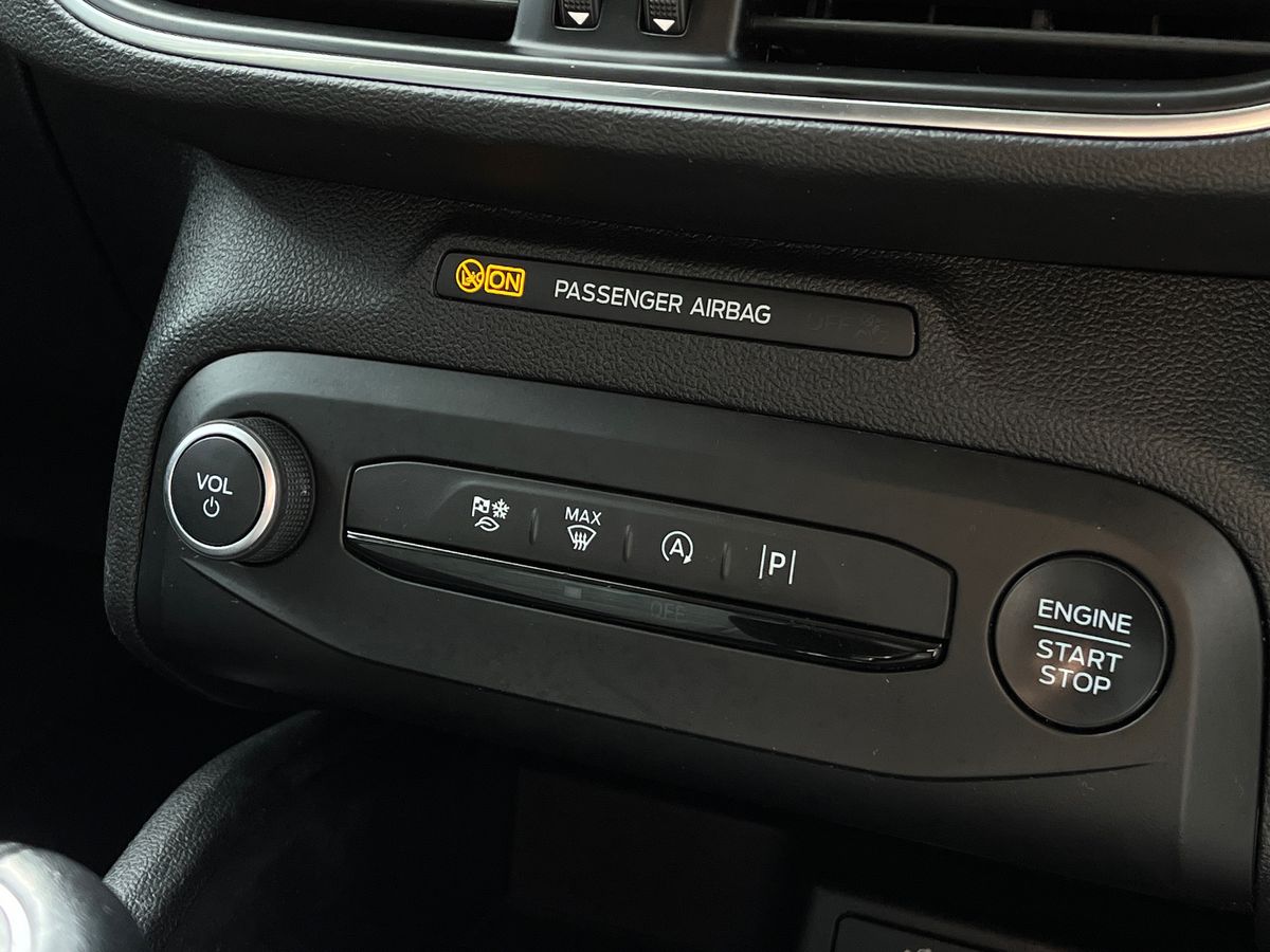 Ford Focus Photo 32