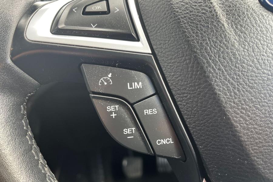 Ford S-MAX Photo autoimg-78bf219d4233e1b1ba05405b734a188634a385de.jpg