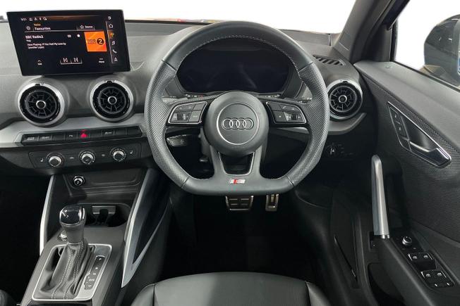 AUDI Q2 Photo 11