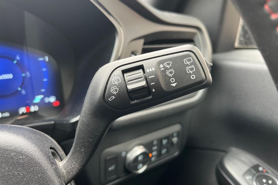 Ford KUGA Photo autoimg-78c157f60bc1942ff9c44bc641b713b4e3242313.jpg