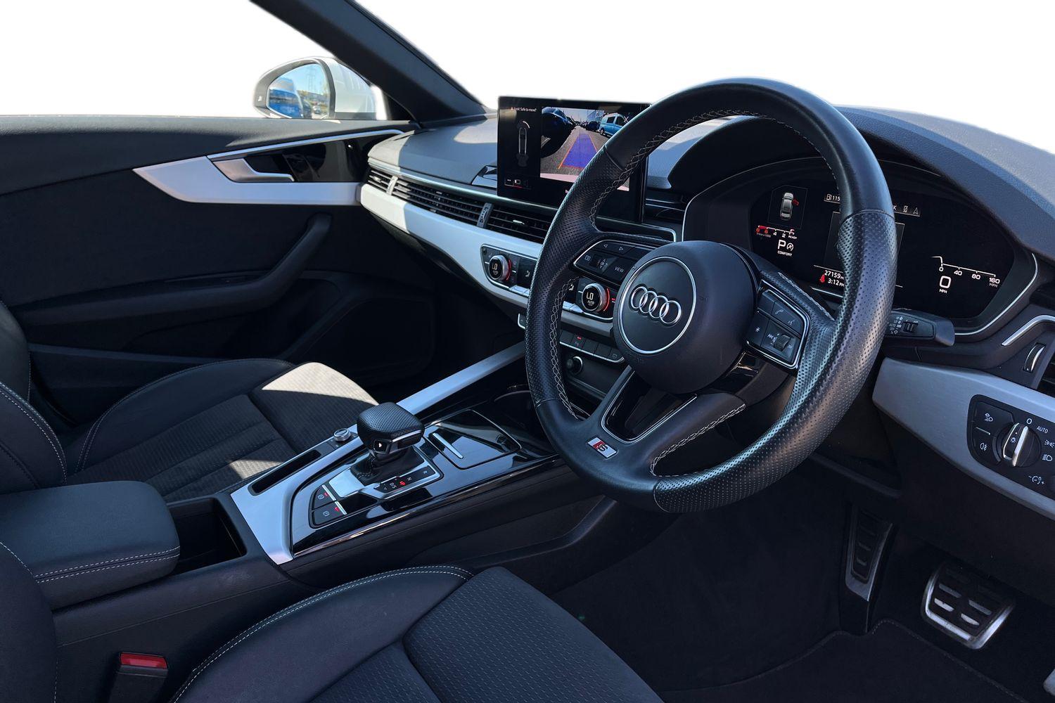 Audi A4 Photo 8