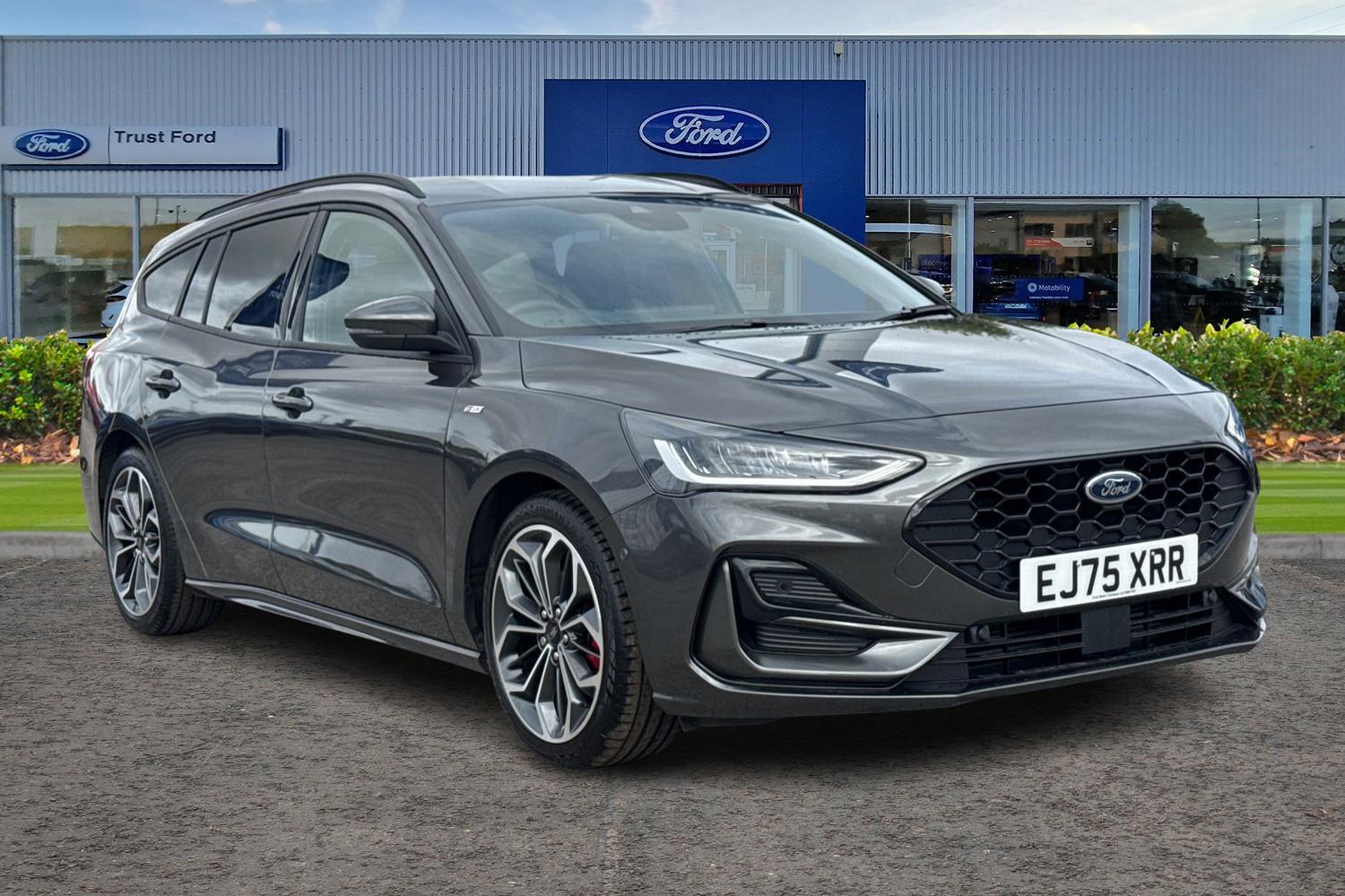Ford FOCUS Photo 0