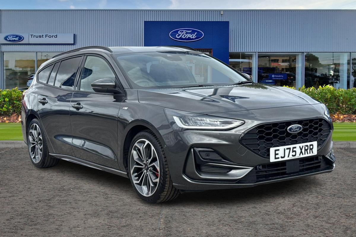 Ford Focus listing photo