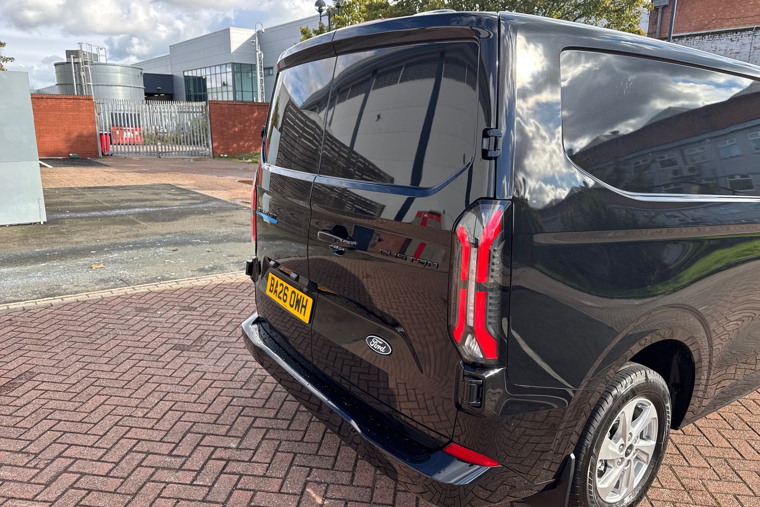 Ford TRANSIT CUSTOM Photo 18