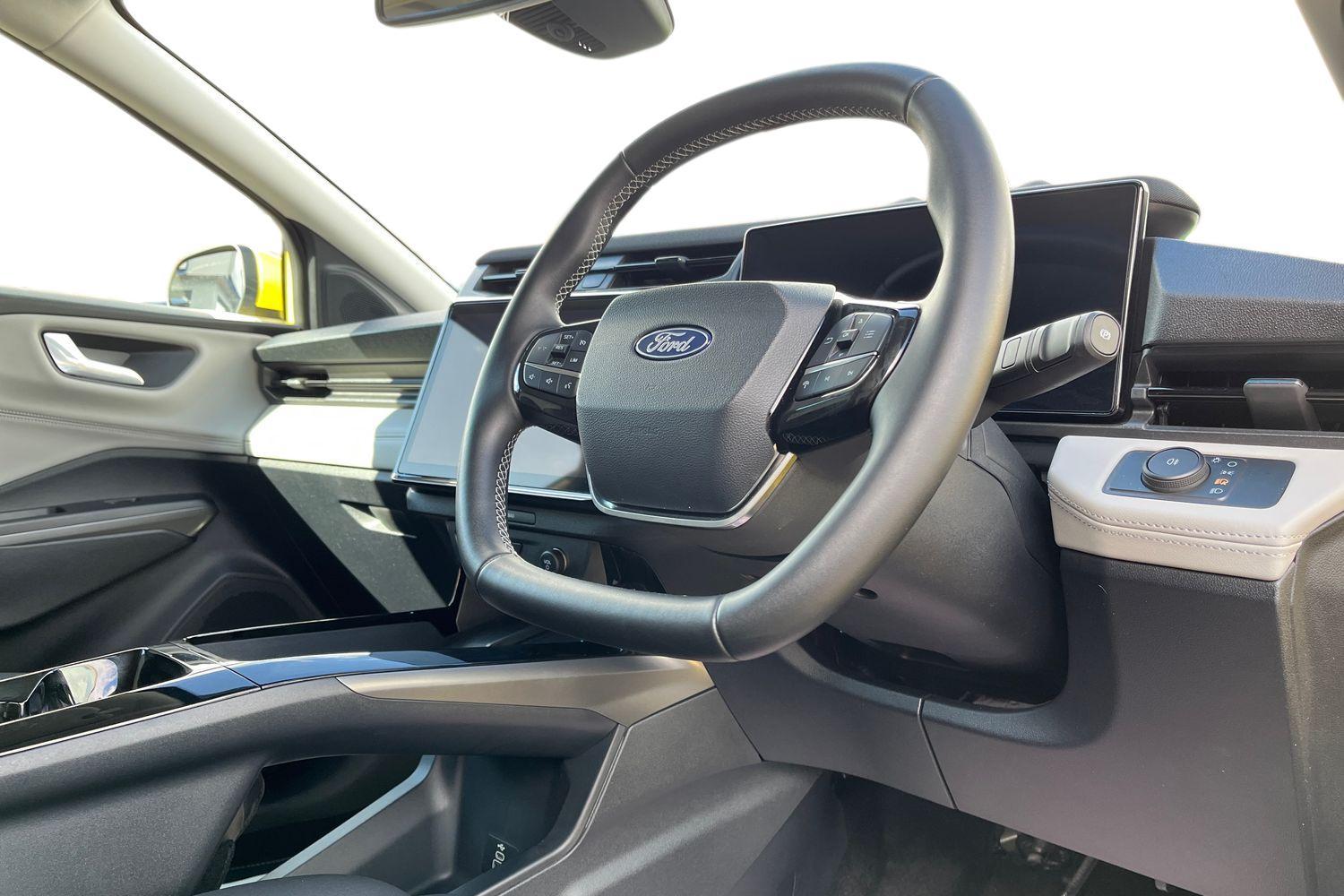 Ford Puma Gen-E Photo 8
