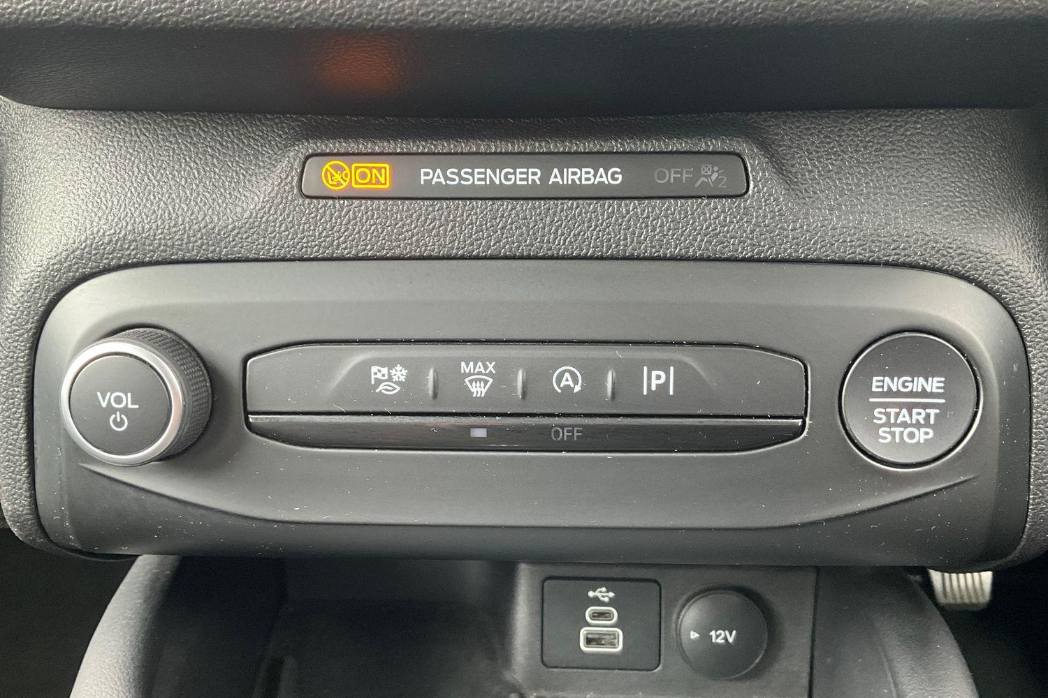 Ford FOCUS Photo 26