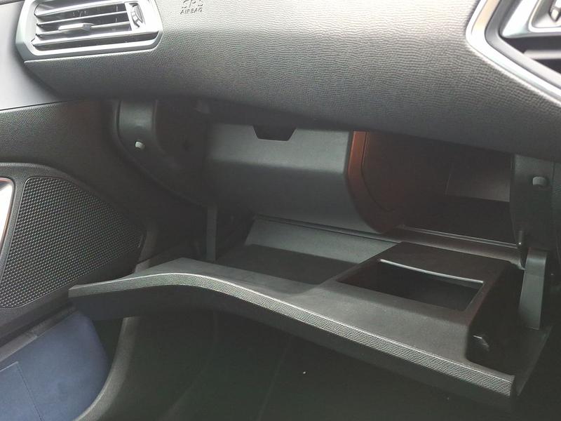 Used Peugeot 308 NU69VXE 31