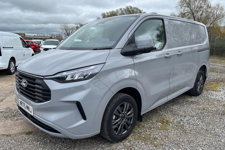 Used Ford TRANSIT CUSTOM WR75MWJ 24