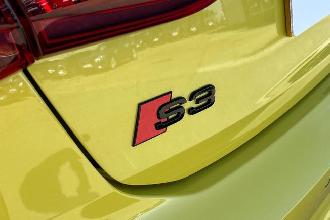 Audi S3 Photo 34