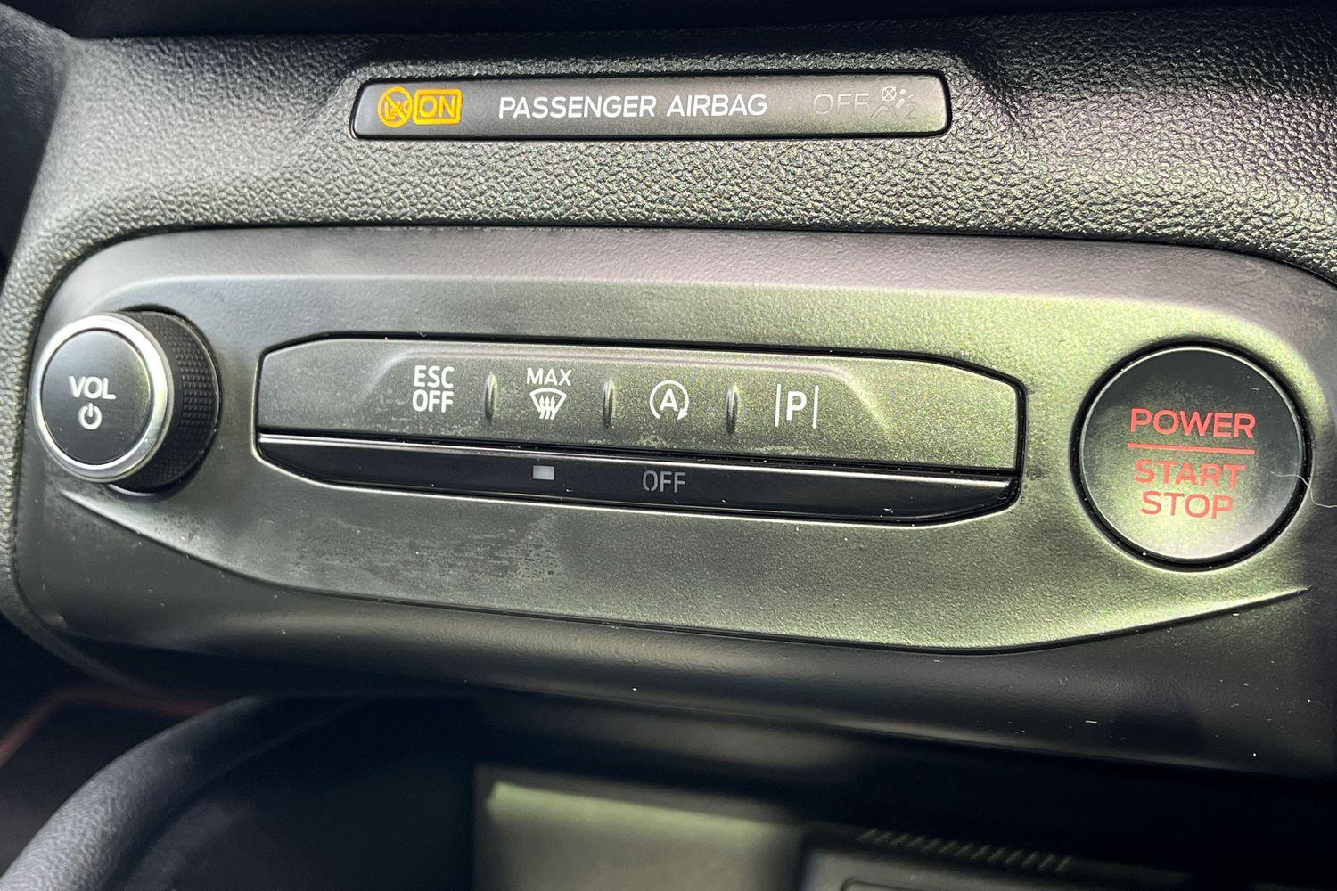 Ford FOCUS Photo 34