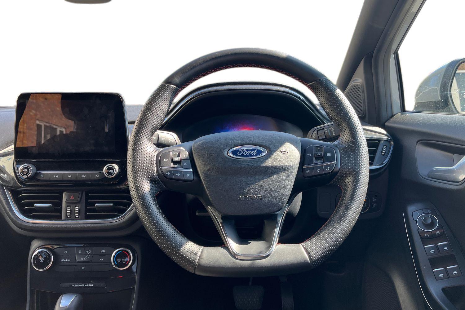 Ford PUMA Photo 10