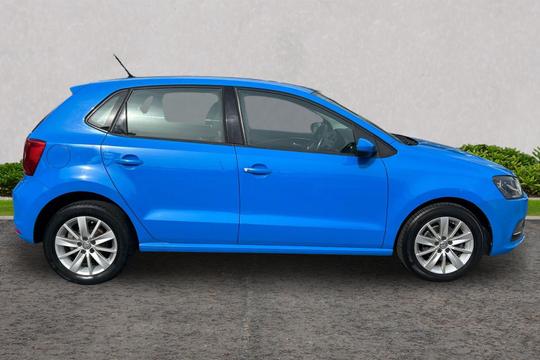Volkswagen Polo Photo autoimg-78d66cdbf8d8e9f63d801ceb2bcbcfad3b00b185.jpg