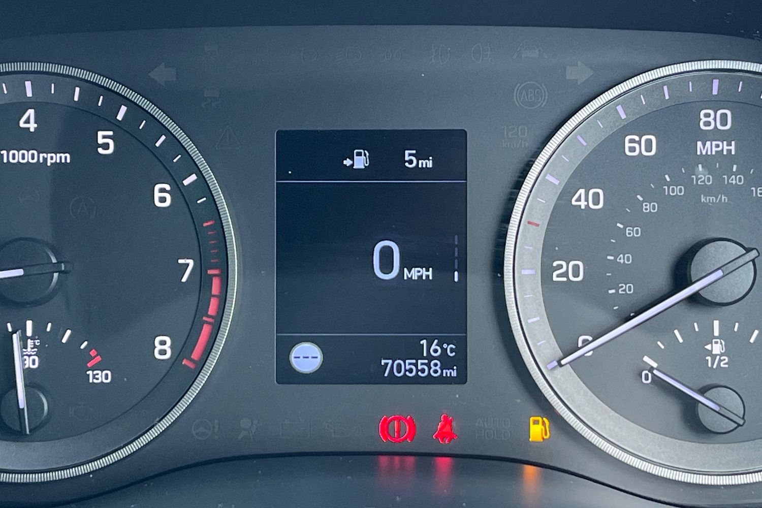 Hyundai TUCSON Photo 12
