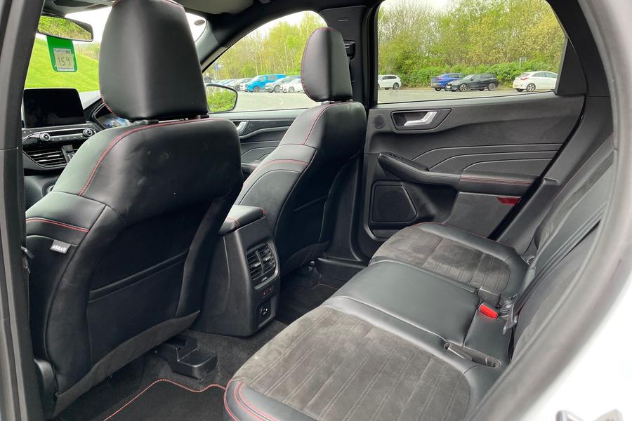 Ford KUGA Photo autoimg-78d953ebcfe8ac62501cc7ce7200e0975308cd09.jpg