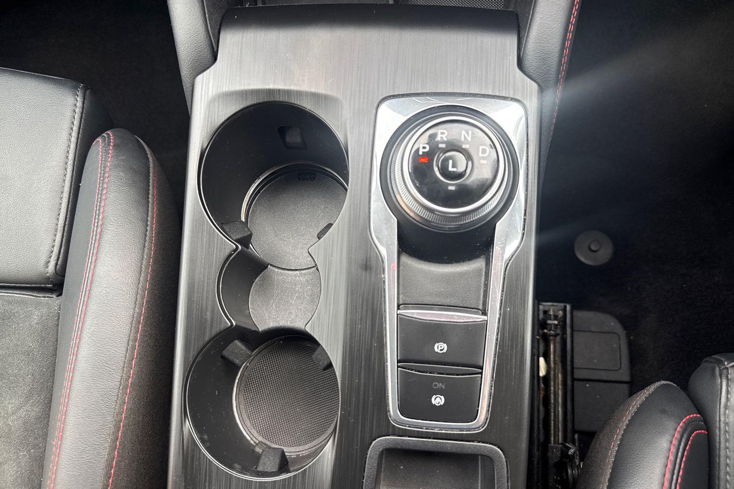 Ford KUGA Photo 25