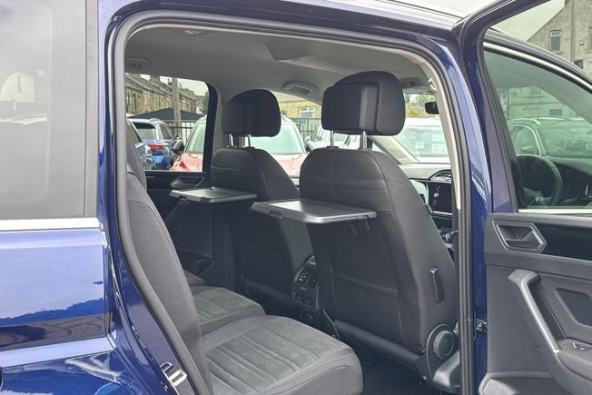 VOLKSWAGEN Touran Photo 29