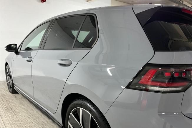 VOLKSWAGEN Golf Photo 36