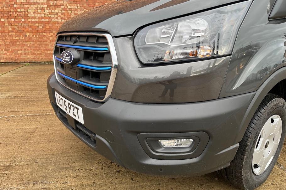 Used Ford E-TRANSIT LC75PZT 19