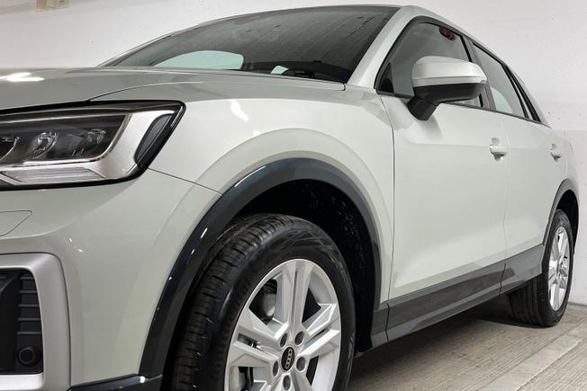 AUDI Q2 Photo 30