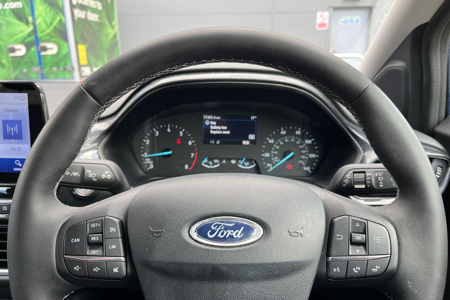 Ford PUMA Photo 11