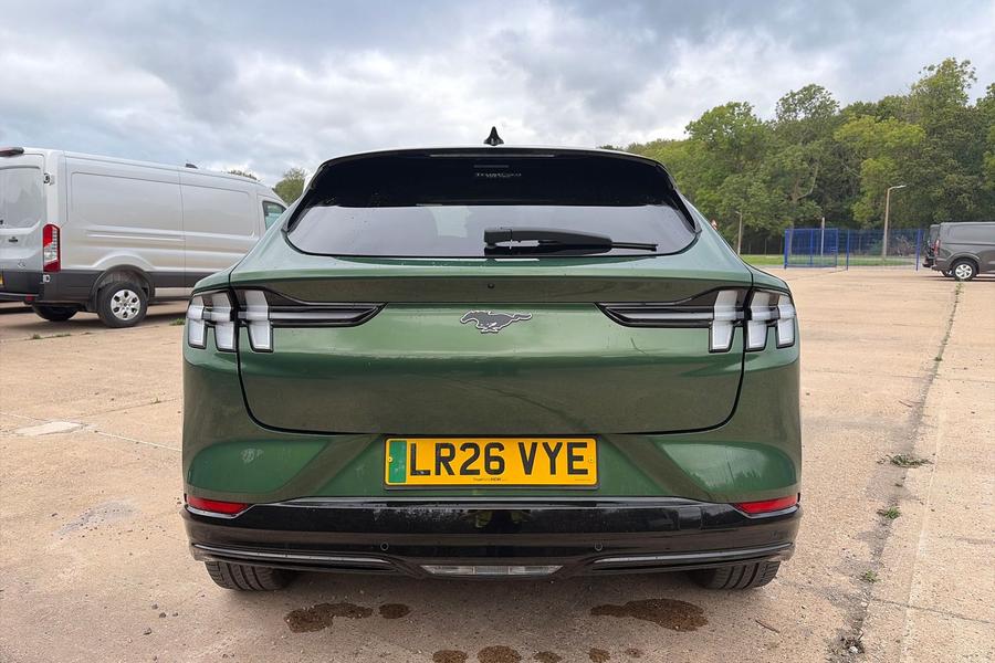 Ford Mustang Mach-E Photo autoimg-78eb48778236251a8f46e61a9097077cee60c45e.jpg