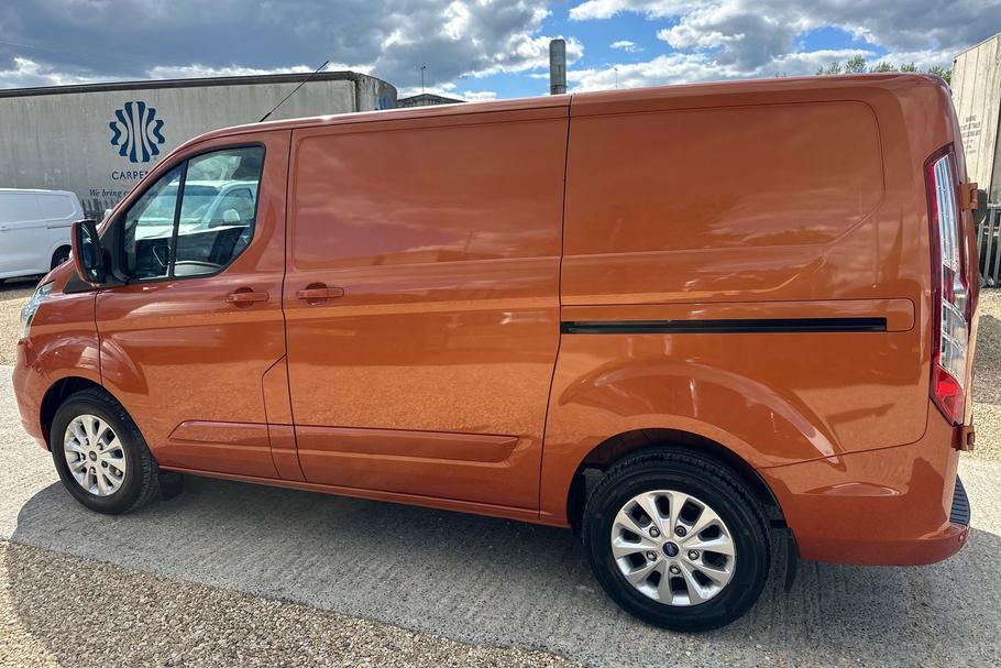 Used FORD TRANSIT CUSTOM MT21ZHU 25